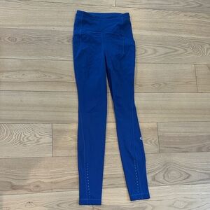 Women’s blue Lululemon leggings